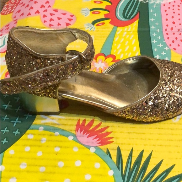 Gold dress shoes - Picture 2 of 2